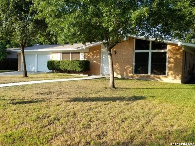 214 BEECHWOOD AVE, ,  78148 — photo 1