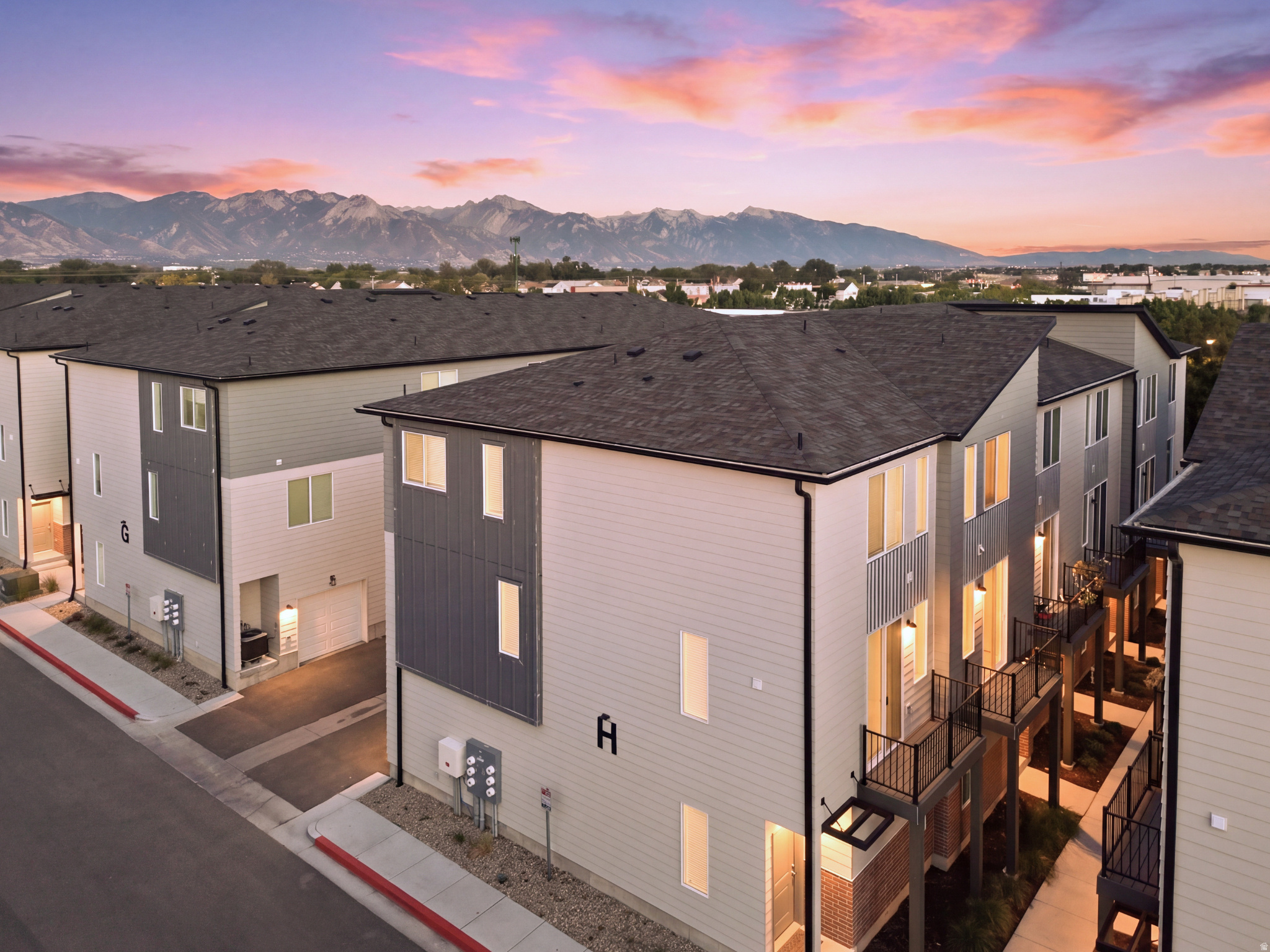 1146 S REDWOOD RD #802, Salt Lake City, UT 84104 — photo 1