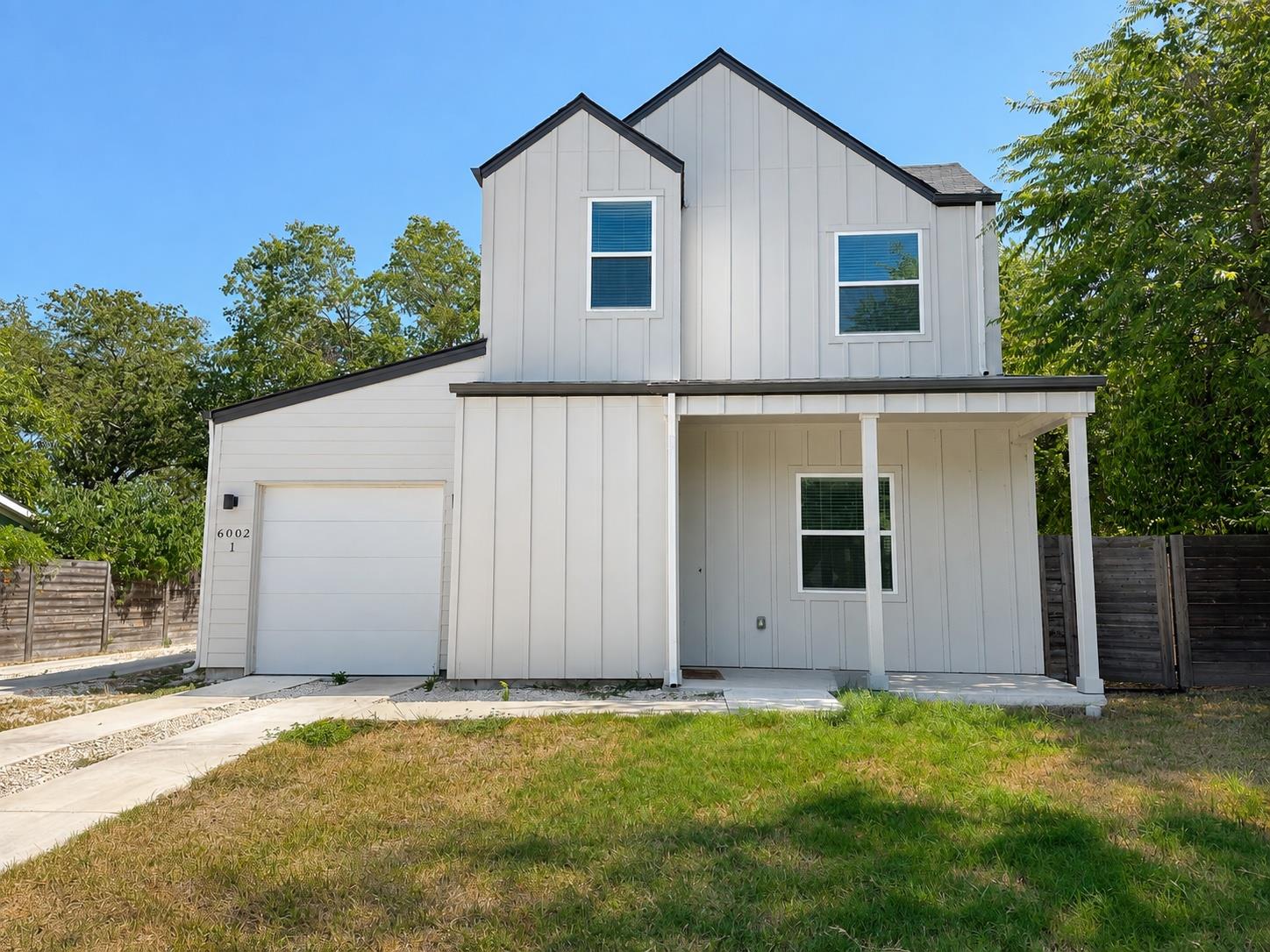 6002 Carnation, Austin, TX 78741 — photo 1
