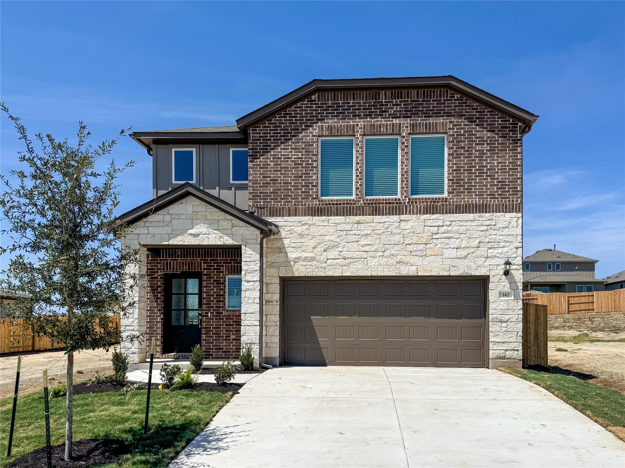 142 Jake Pine, Buda, TX 78610 — photo 1