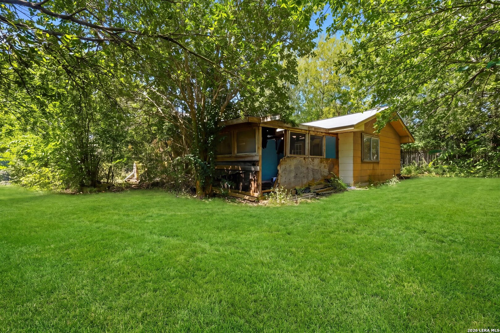 5675 Castle Glade, ,  78218 — photo 1