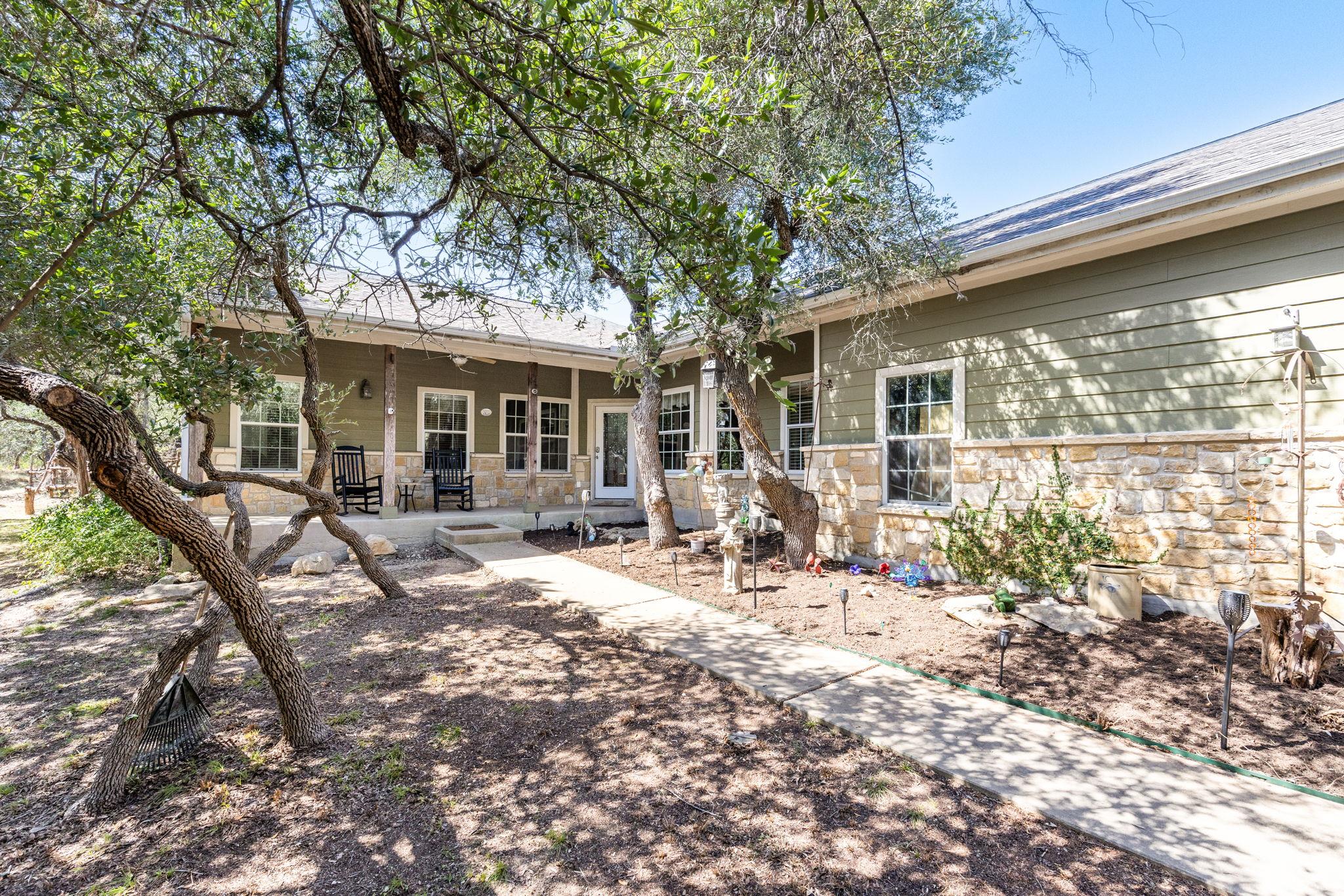 204  Deer Creek Cir, Dripping Springs, TX 78620 — photo 1