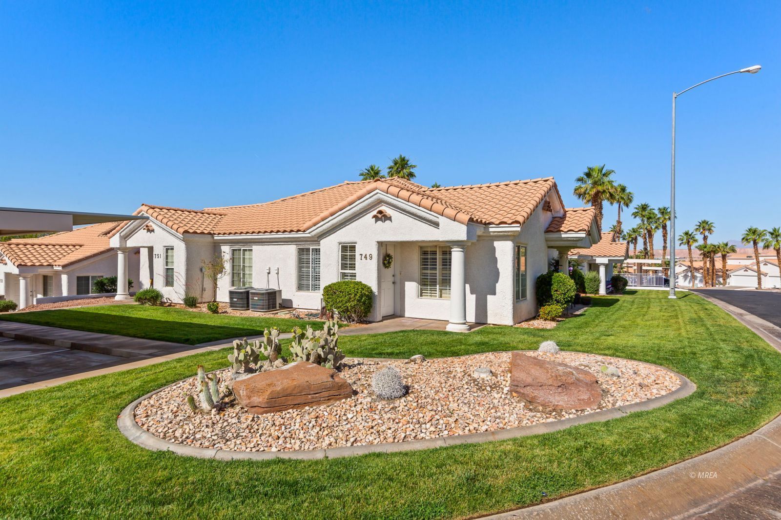 749  Mesa Springs Dr, Mesquite, NV 89027 — photo 1