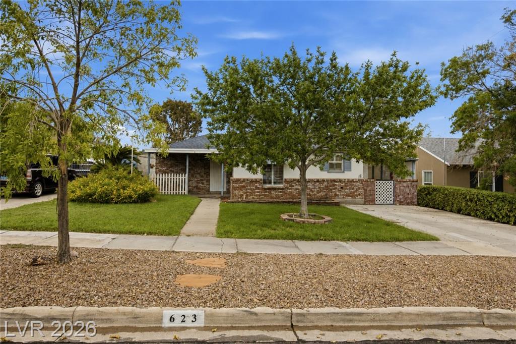 623  I, Boulder City, NV 89005 — photo 1