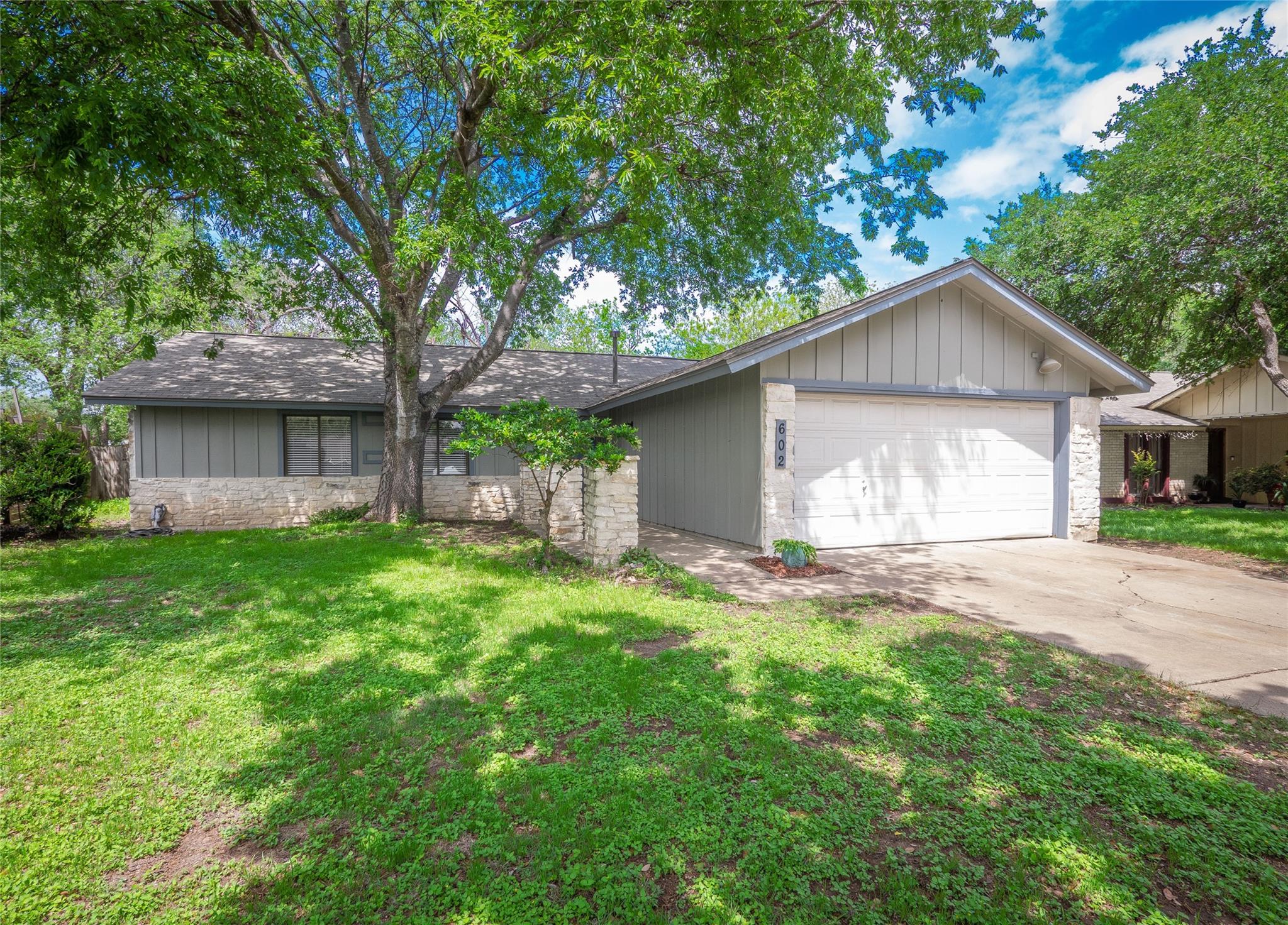 602 Old Stone, Austin, TX 78745 — photo 1