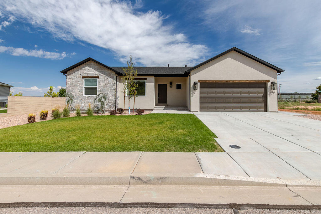 678 W 325 N, Parowan, UT 84761 — photo 1