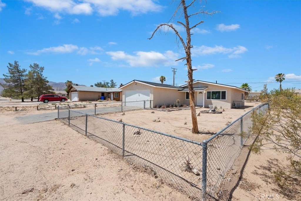 5566 Daisy, 29 Palms, CA 92277 — photo 1