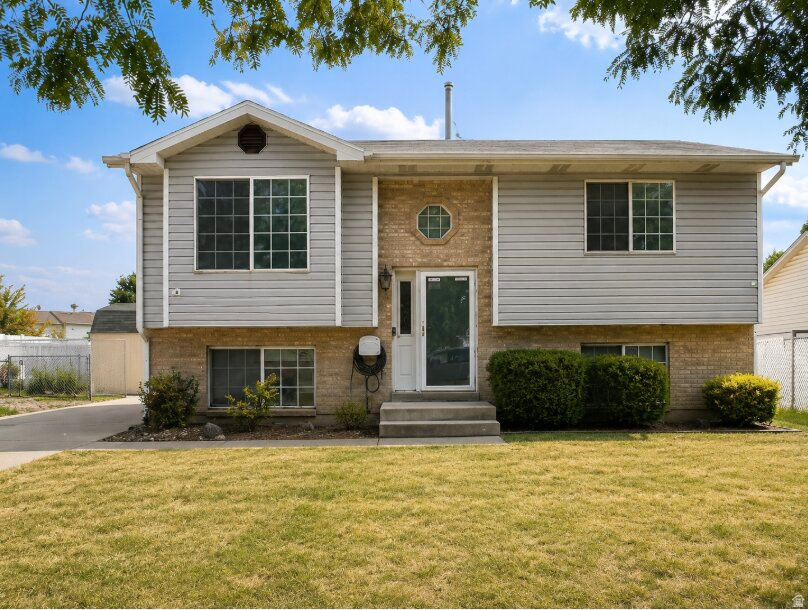 671 W 950 N, Clinton, UT 84015 — photo 1