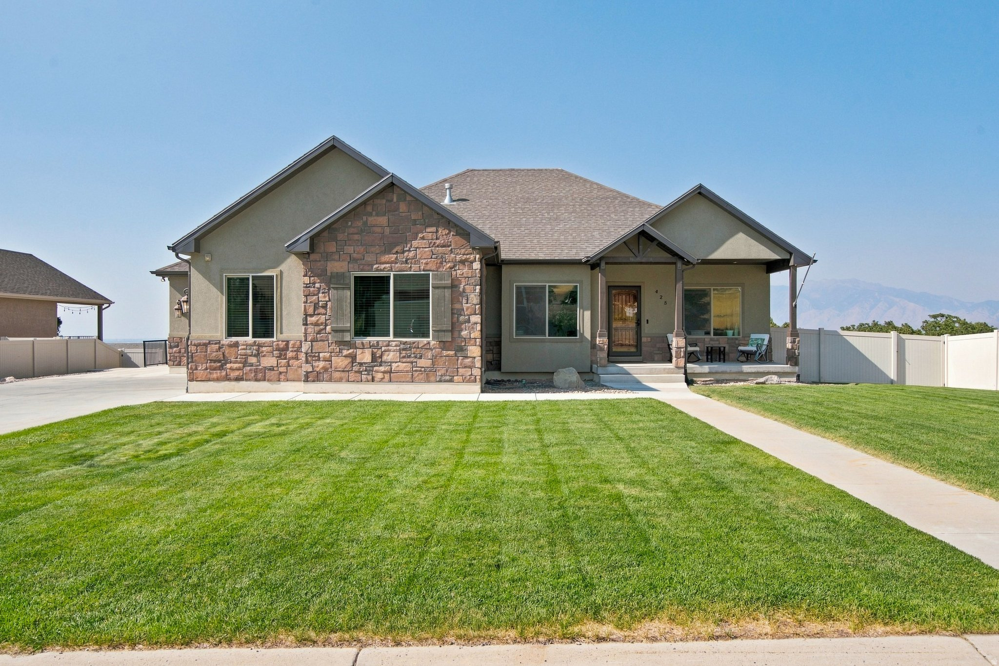 425 E MEADOW LARK LN, Elk Ridge, UT 84651 — photo 1