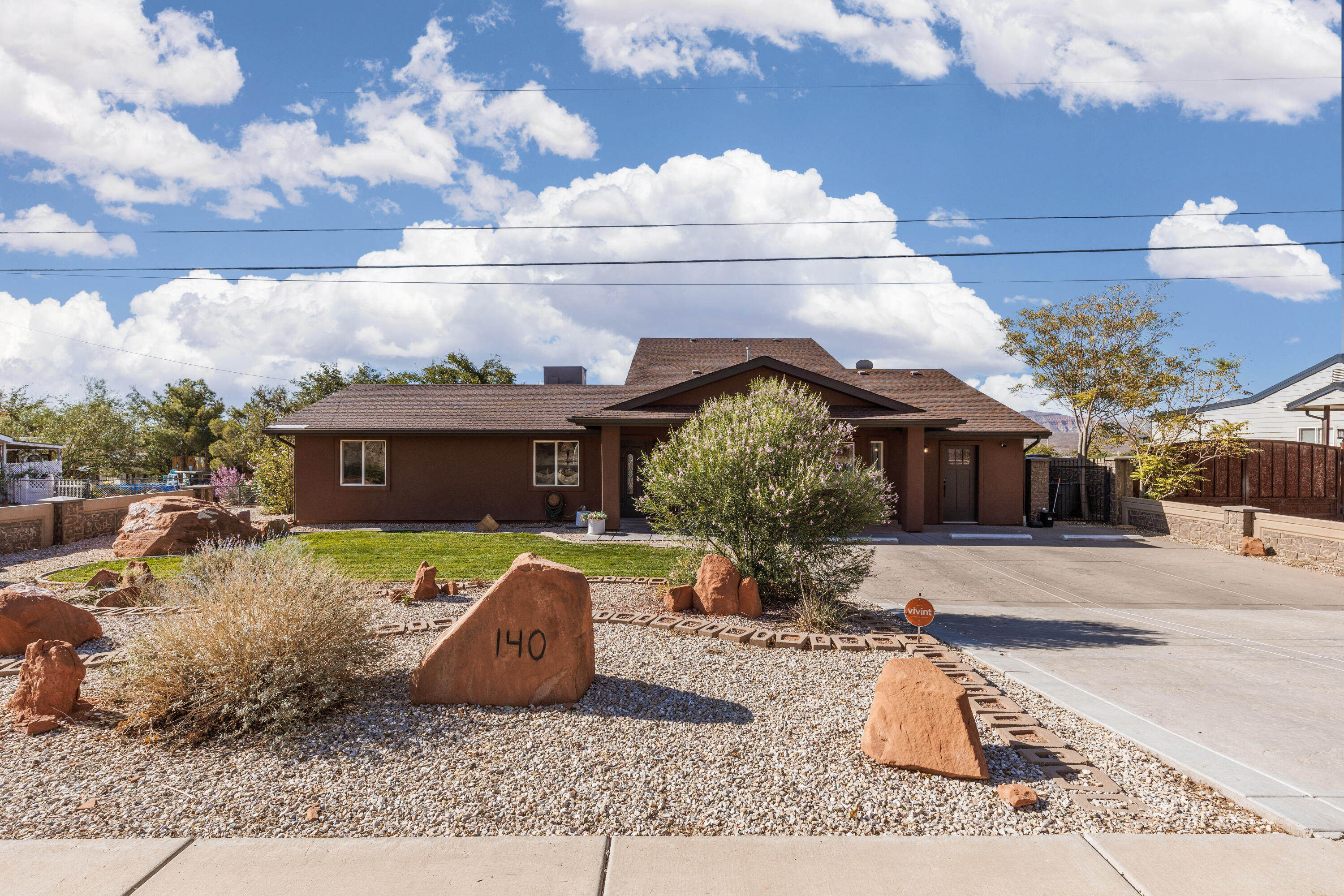 140 E 300 N, Ivins, UT 84738 — photo 1