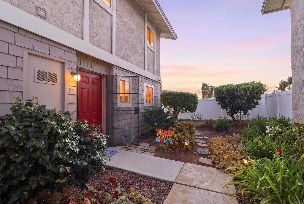2112 E Vista Way 24, Vista, CA 92084 — photo 1