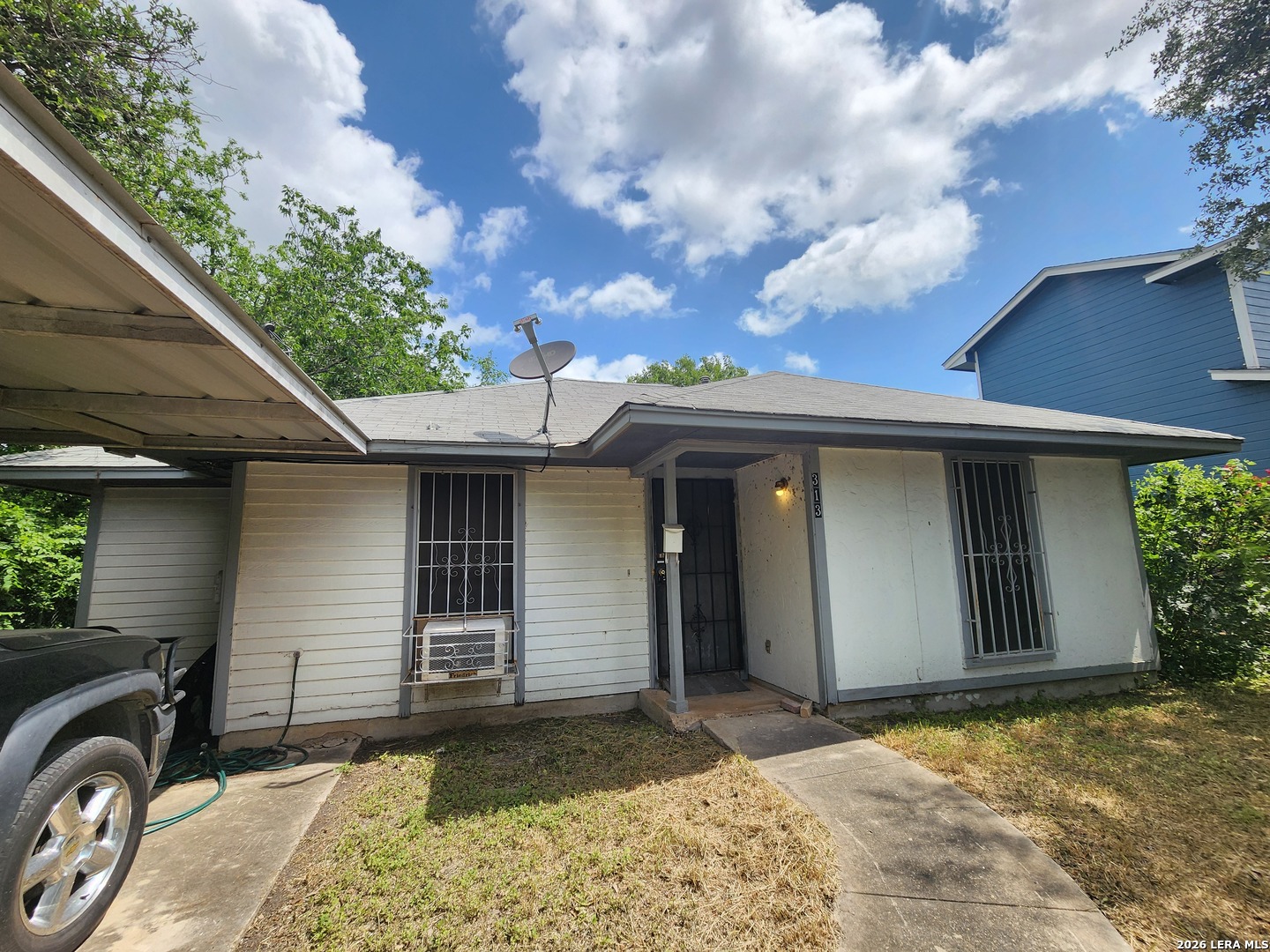 313 BEE ST, , 78208 — photo 1