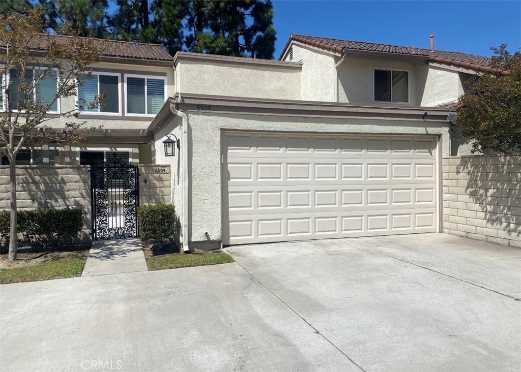 5504 E Vista Del Rio, Anaheim, CA 92807 — photo 1