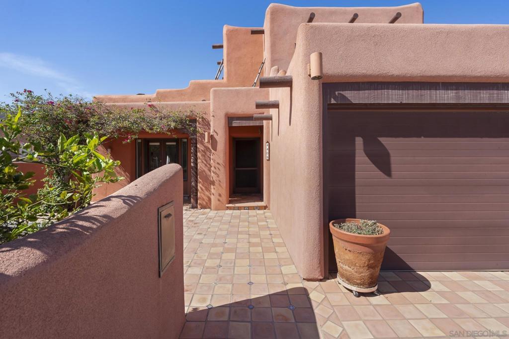 4408 Braeburn Rd, San Diego, CA 92116 — photo 1