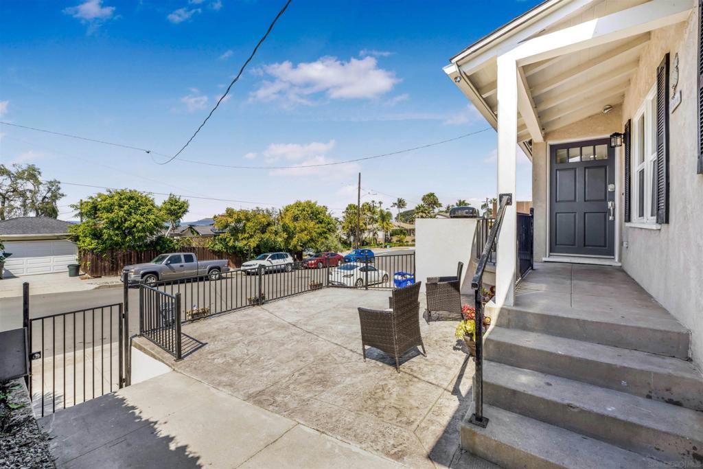 1735 Froude St, San Diego, CA 92107 — photo 1