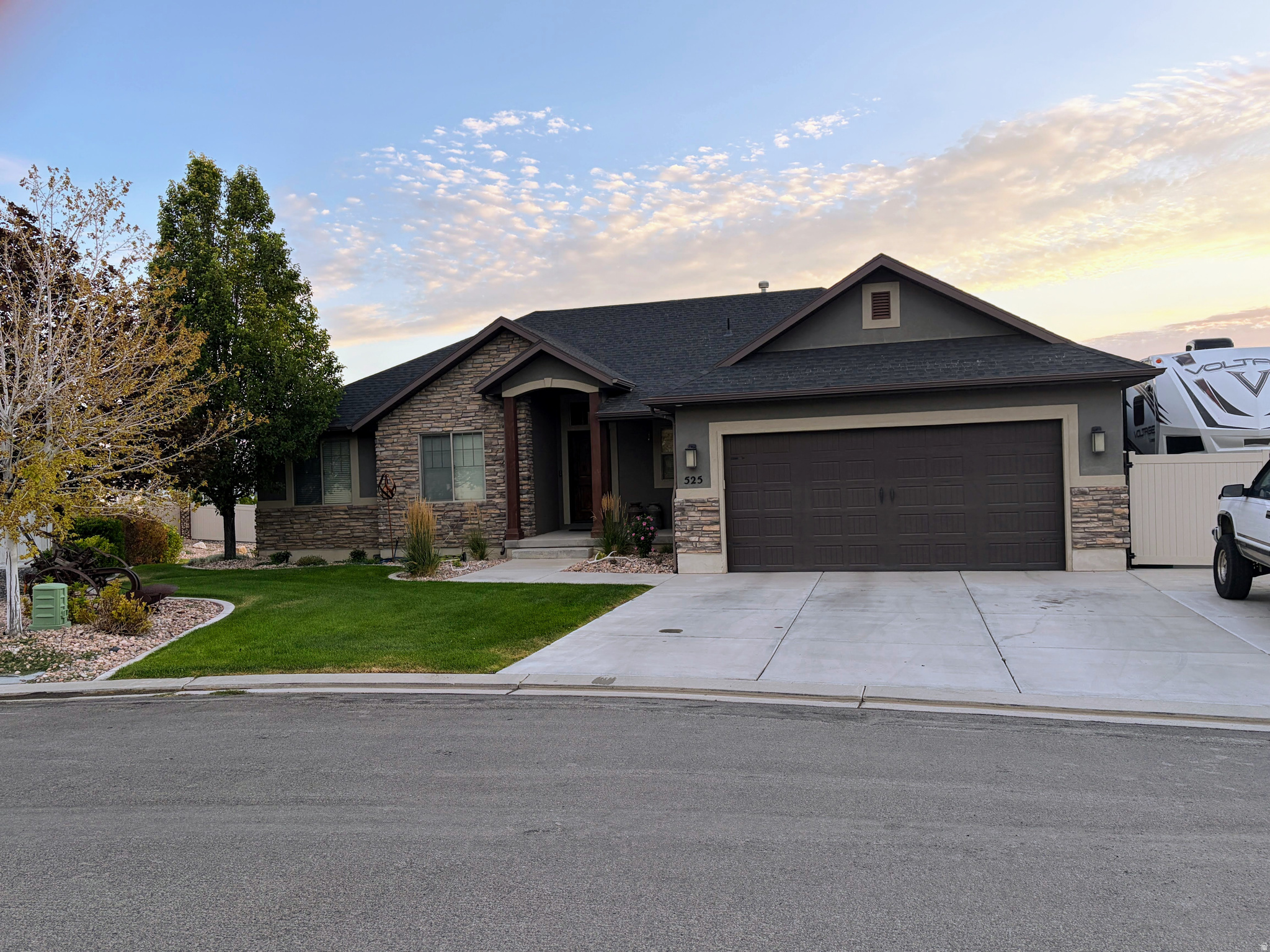 525 S SUNSET DR, Santaquin, UT 84655 — photo 1