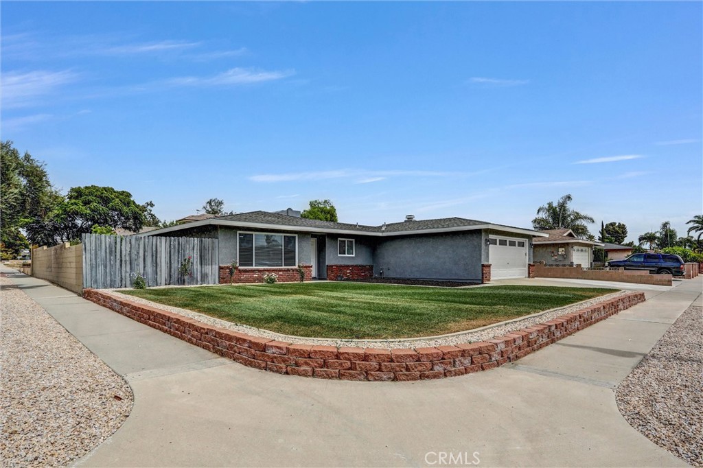 16410 Fontlee Lane, Fontana, CA 92335 — photo 1