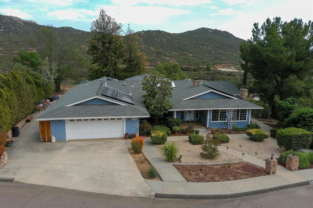 24563 Del Amo Rd, Ramona, CA 92065 — photo 1