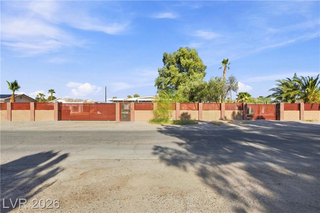 2940 South Bronco Street, Las Vegas, NV 89146 — photo 1