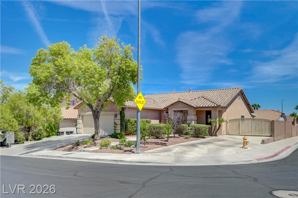 1018  Snow Bunting Court, Henderson, NV 89002 — photo 1