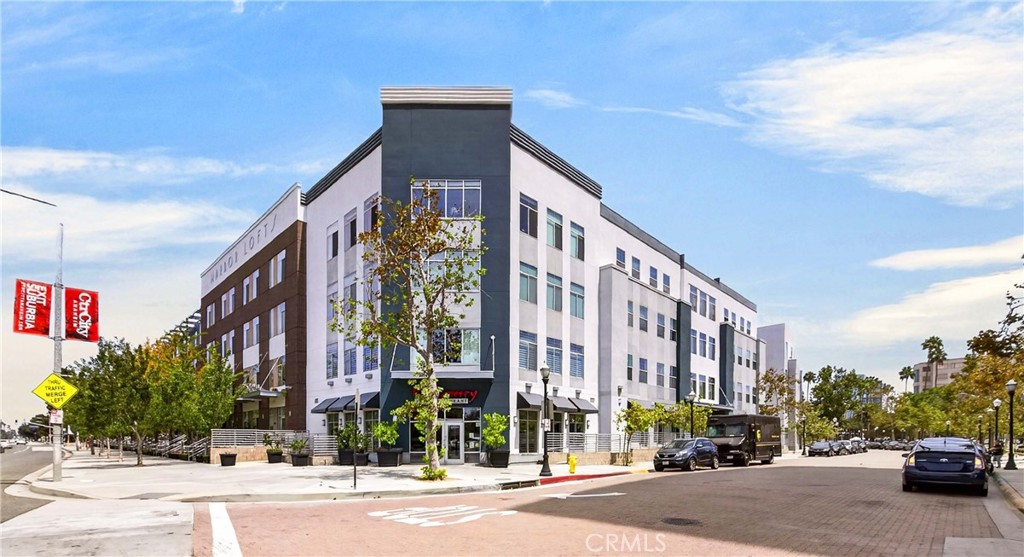 435 W Center Street 316, Anaheim, CA 92805 — photo 1