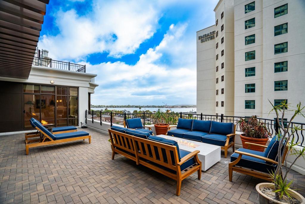 700 W Harbor Dr 705, San Diego, CA 92101 — photo 1