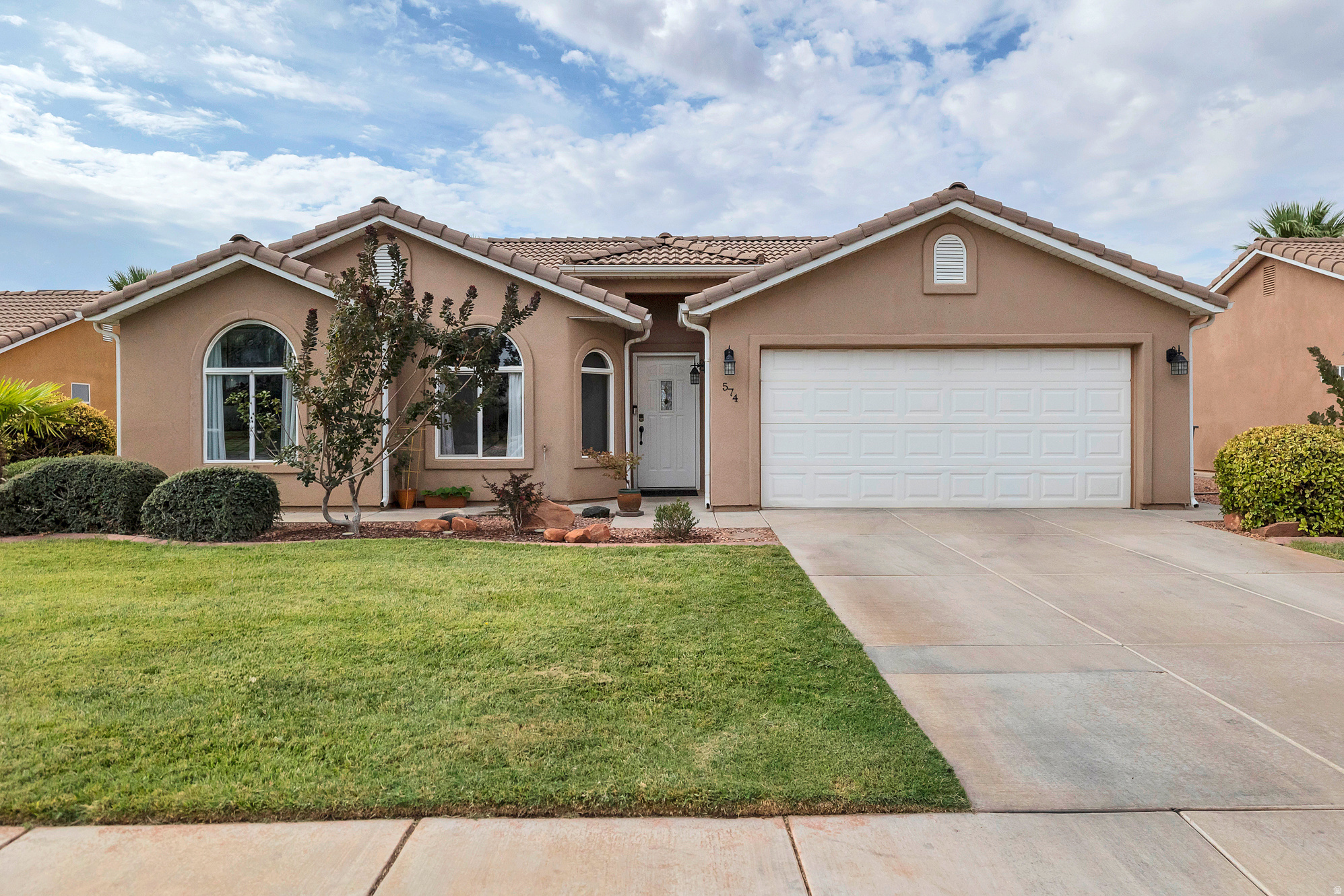 574 E 400 S, Ivins, UT 84738 — photo 1