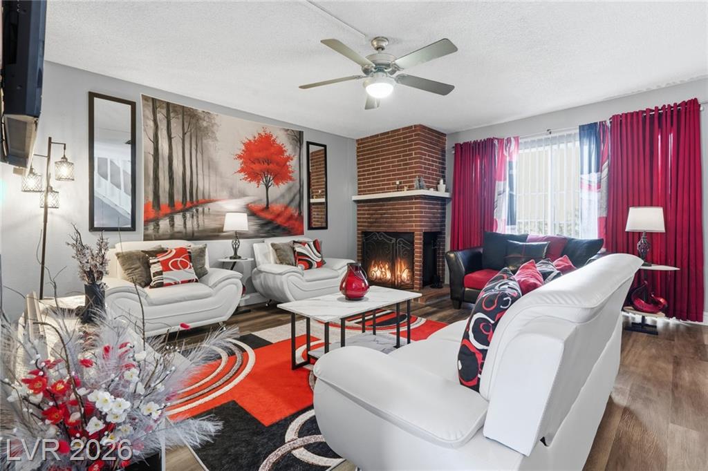 624  Brookway Lane, Las Vegas, NV 89169 — photo 1