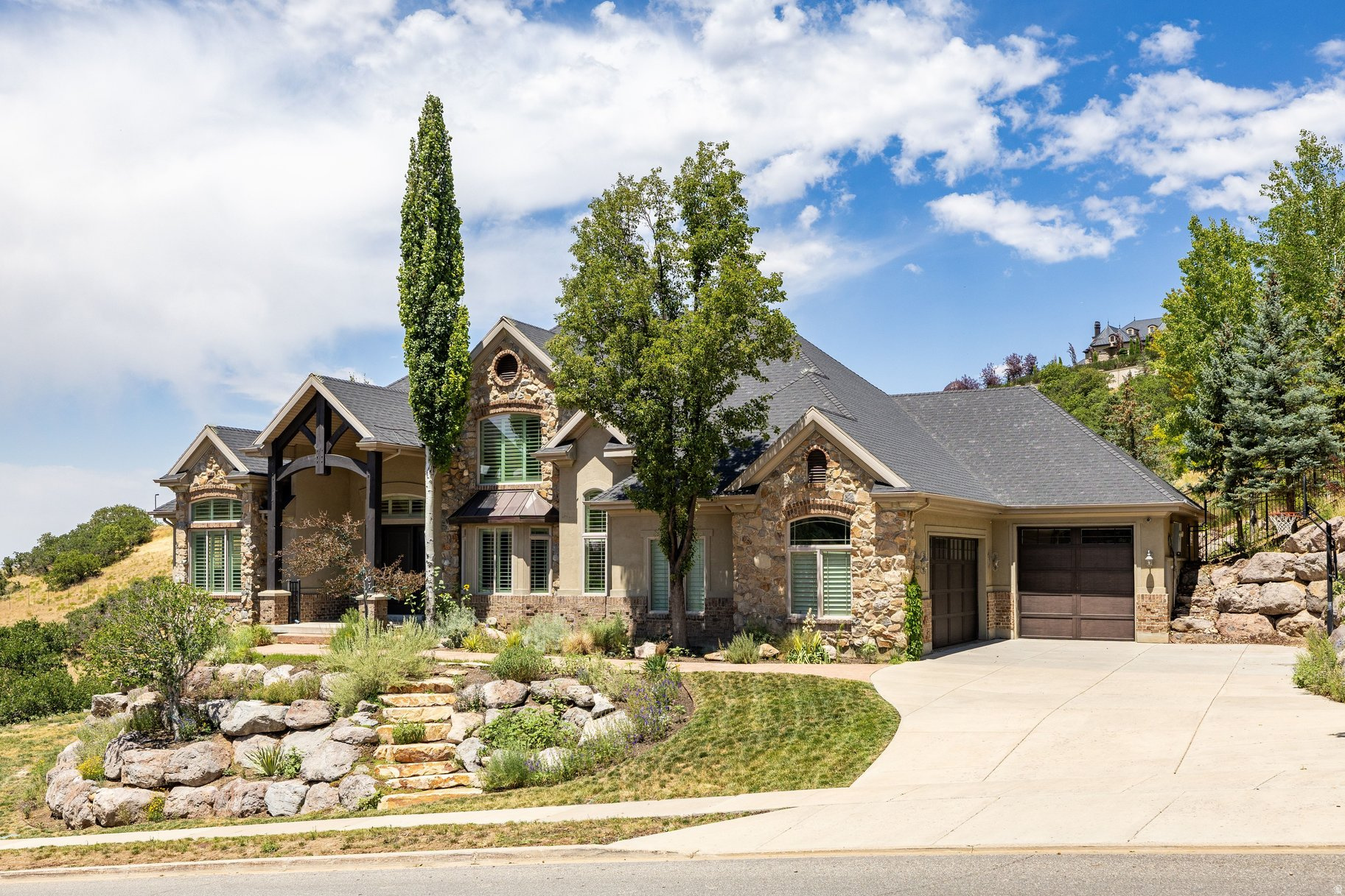 407 E HIDDEN LAKE DR, Bountiful, UT 84010 — photo 1