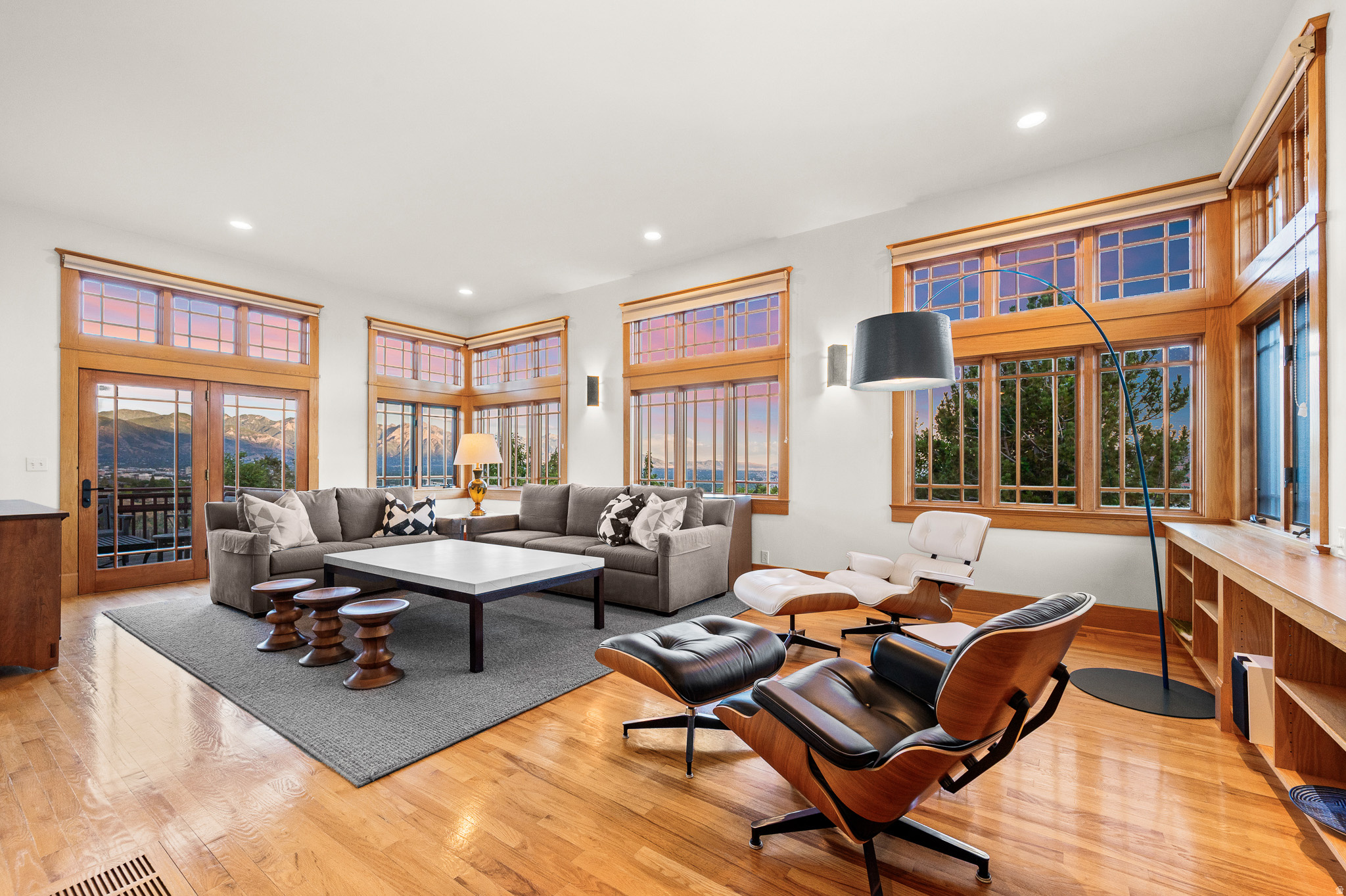 804 N EASTCAPITOL BLVD, Salt Lake City, UT 84103 — photo 1