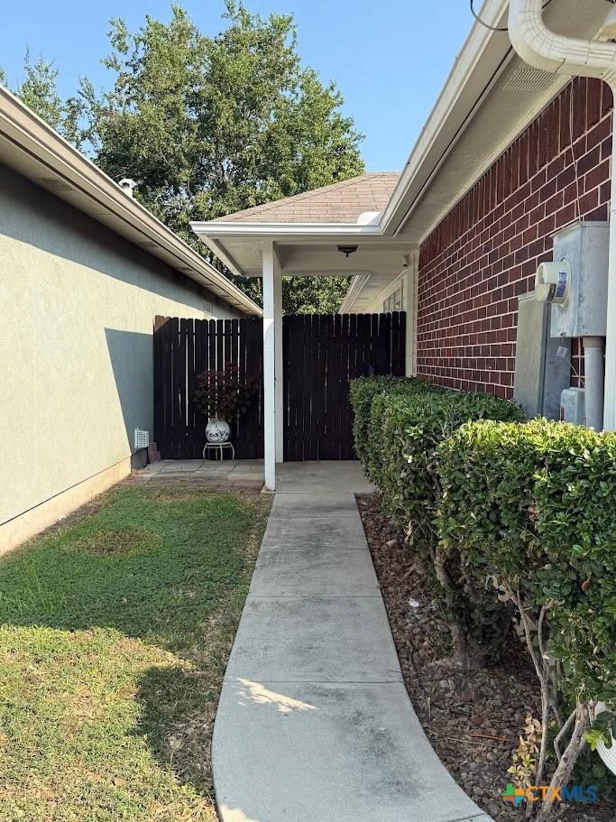 212 Dogwood, New Braunfels, TX 78130 — photo 1