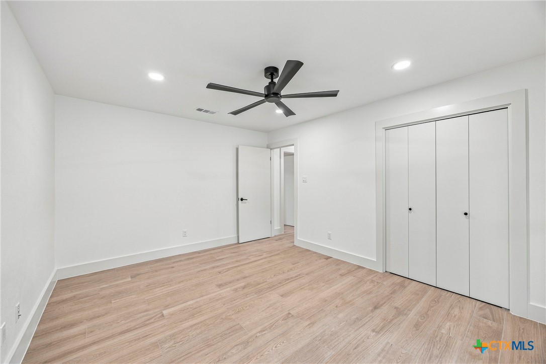 221 Montwood, Seguin, TX 78155 — photo 1