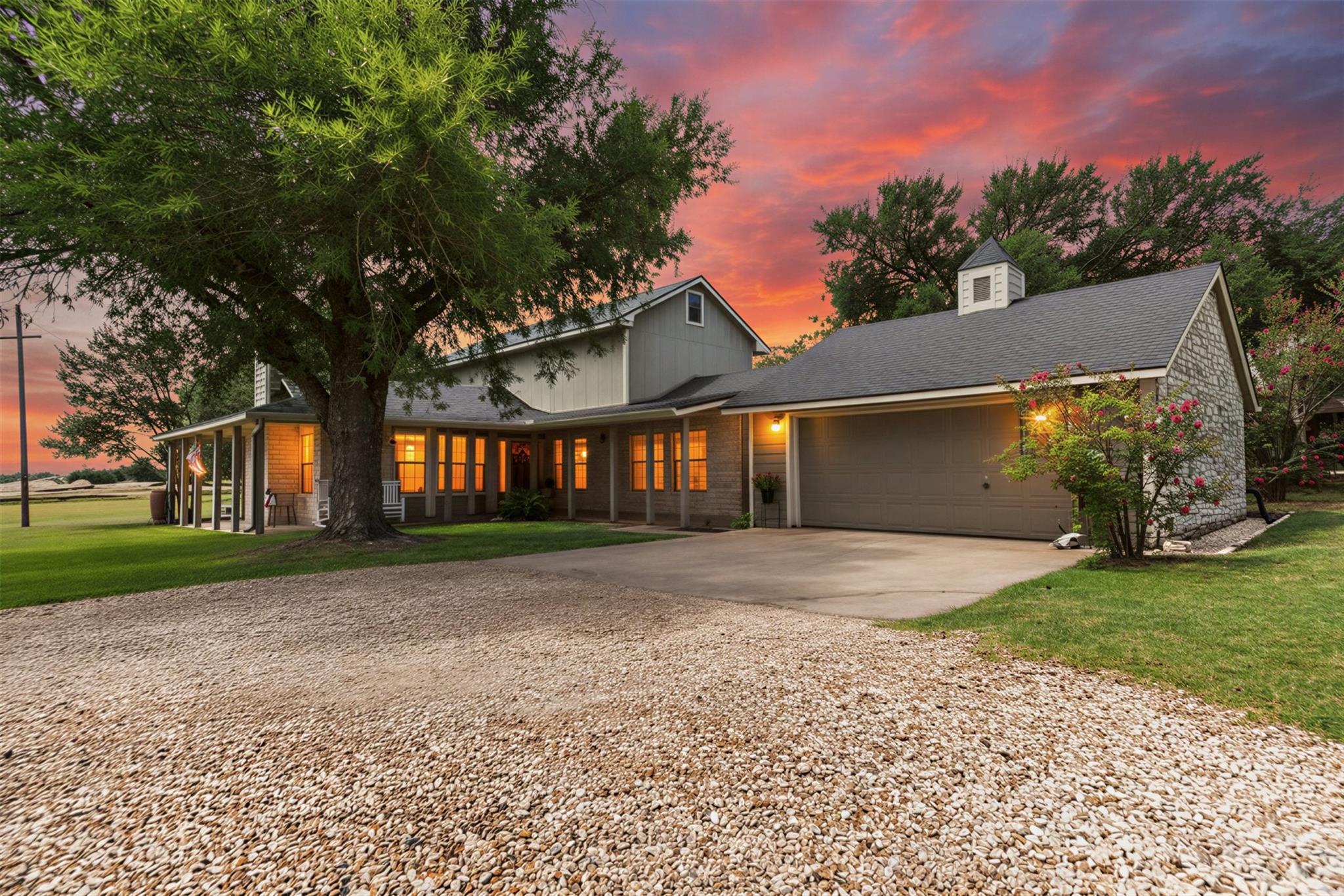 31 Fairview, Round Rock, TX 78665 — photo 1