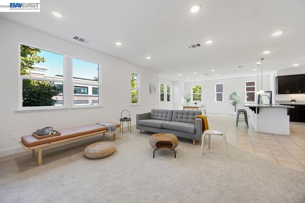 2729 5Th St, Alameda, CA 94501 — photo 1