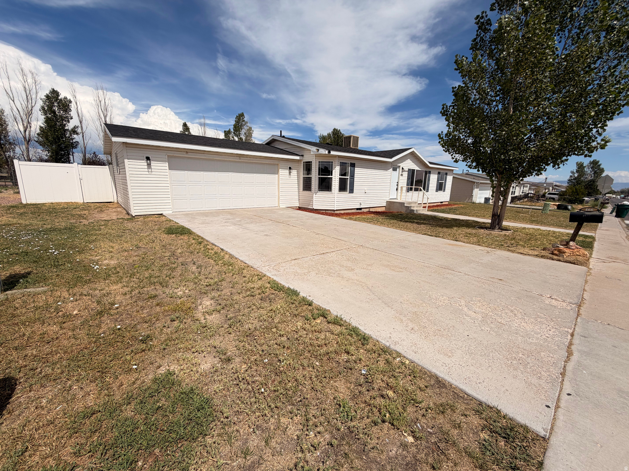 466 W 2000 S, Vernal, UT 84078 — photo 1
