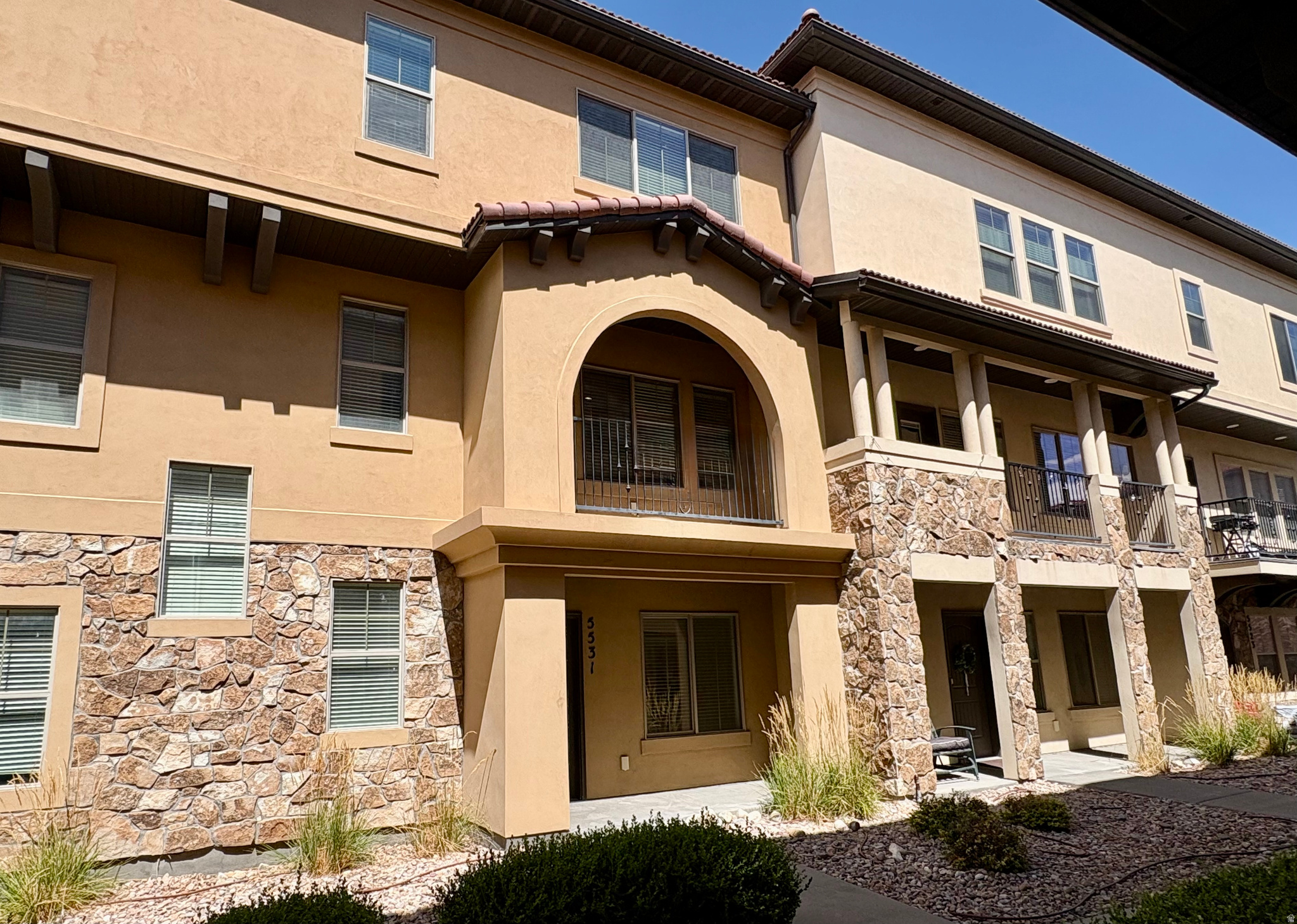 5531 W NAPLES  #114D