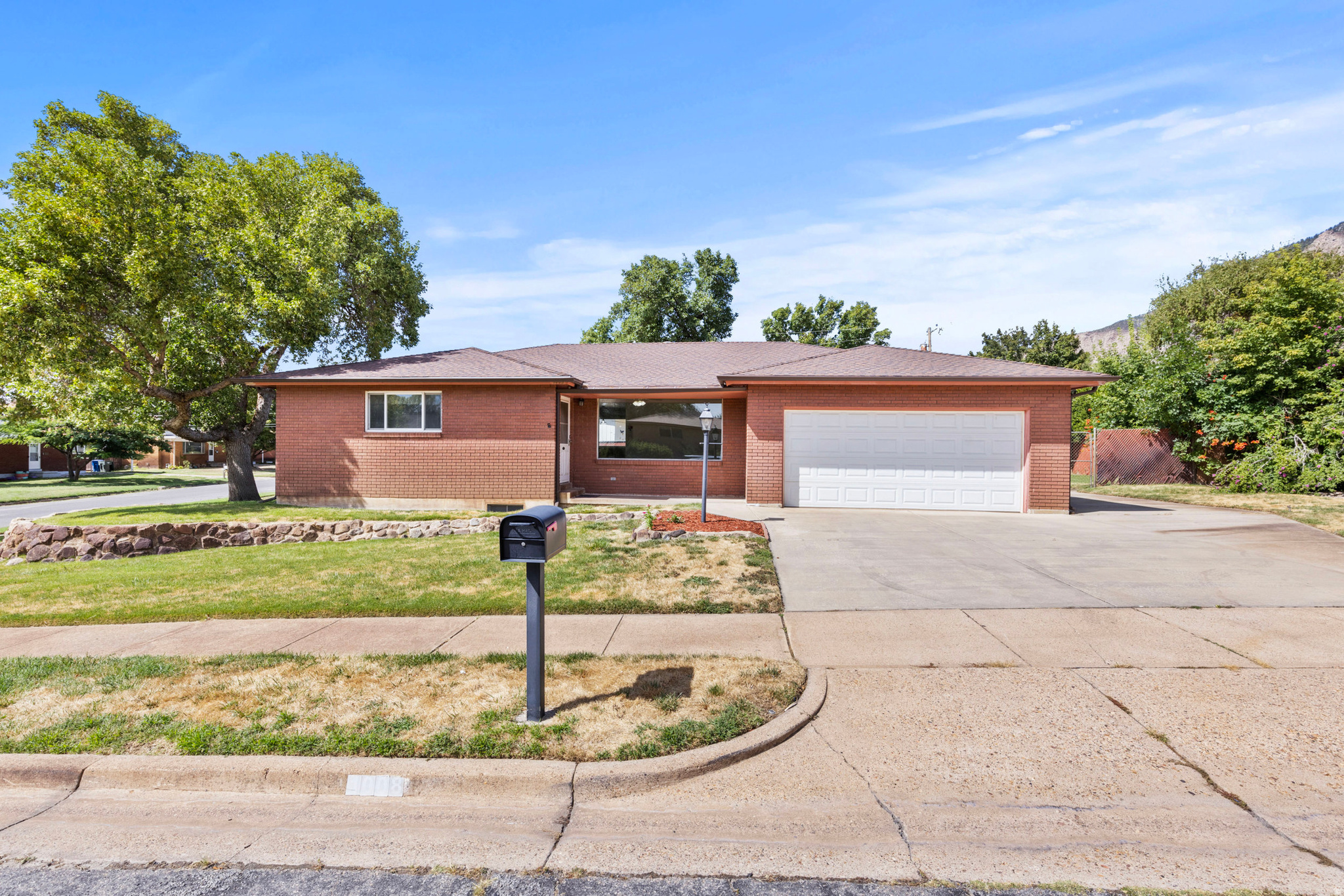1008  HENDERSON DR, Ogden, UT 84404 — photo 1