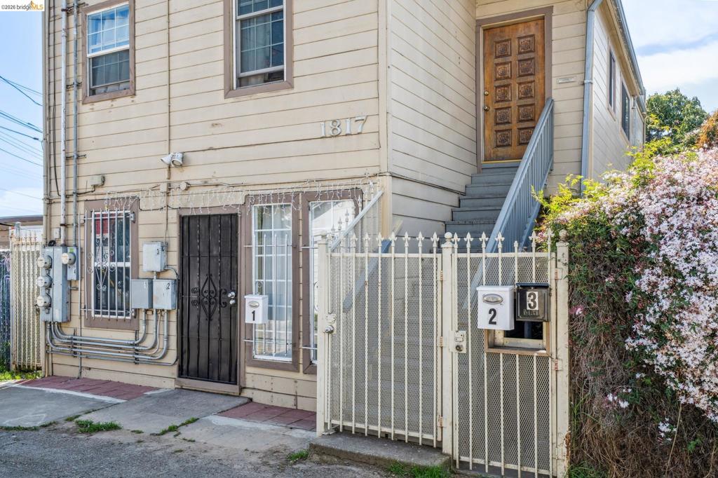 1820 International Blvd, Oakland, CA 94606 — photo 1