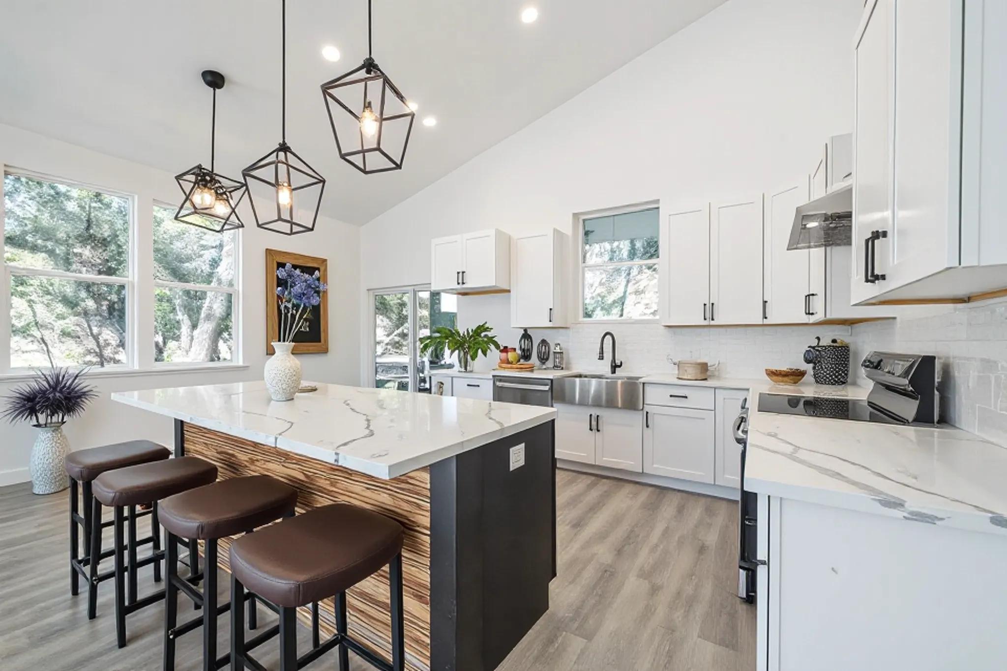 4 Huisache, Wimberley, TX 78676 — photo 1