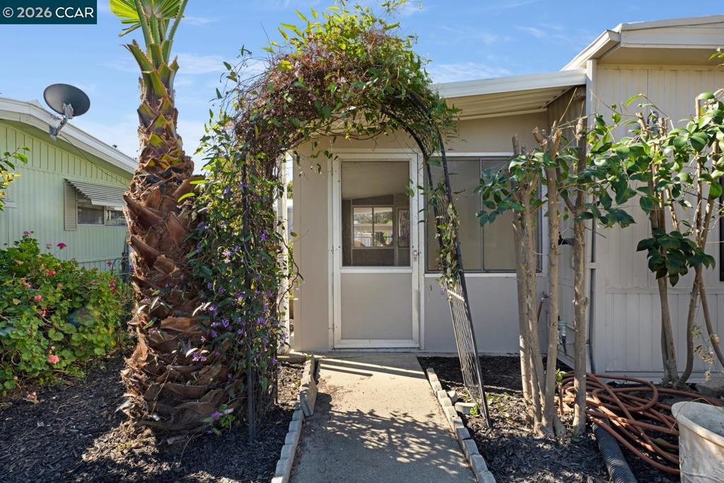 2159 Dalis Drive, Concord, CA 94520 — photo 1