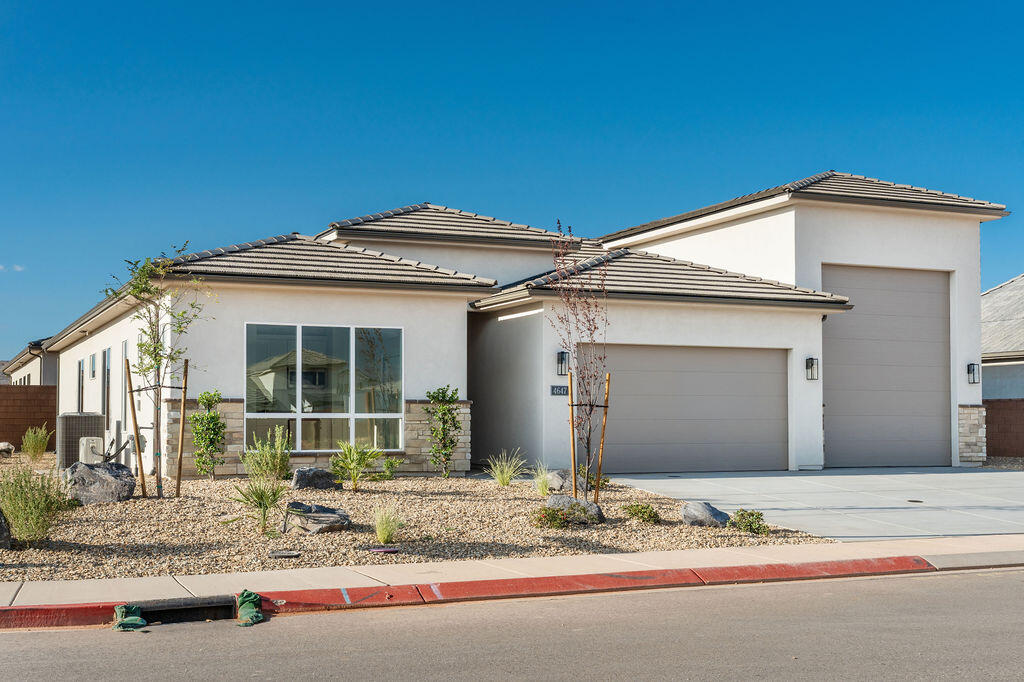 4647 W 2920 S, Hurricane, UT 84737 — photo 1
