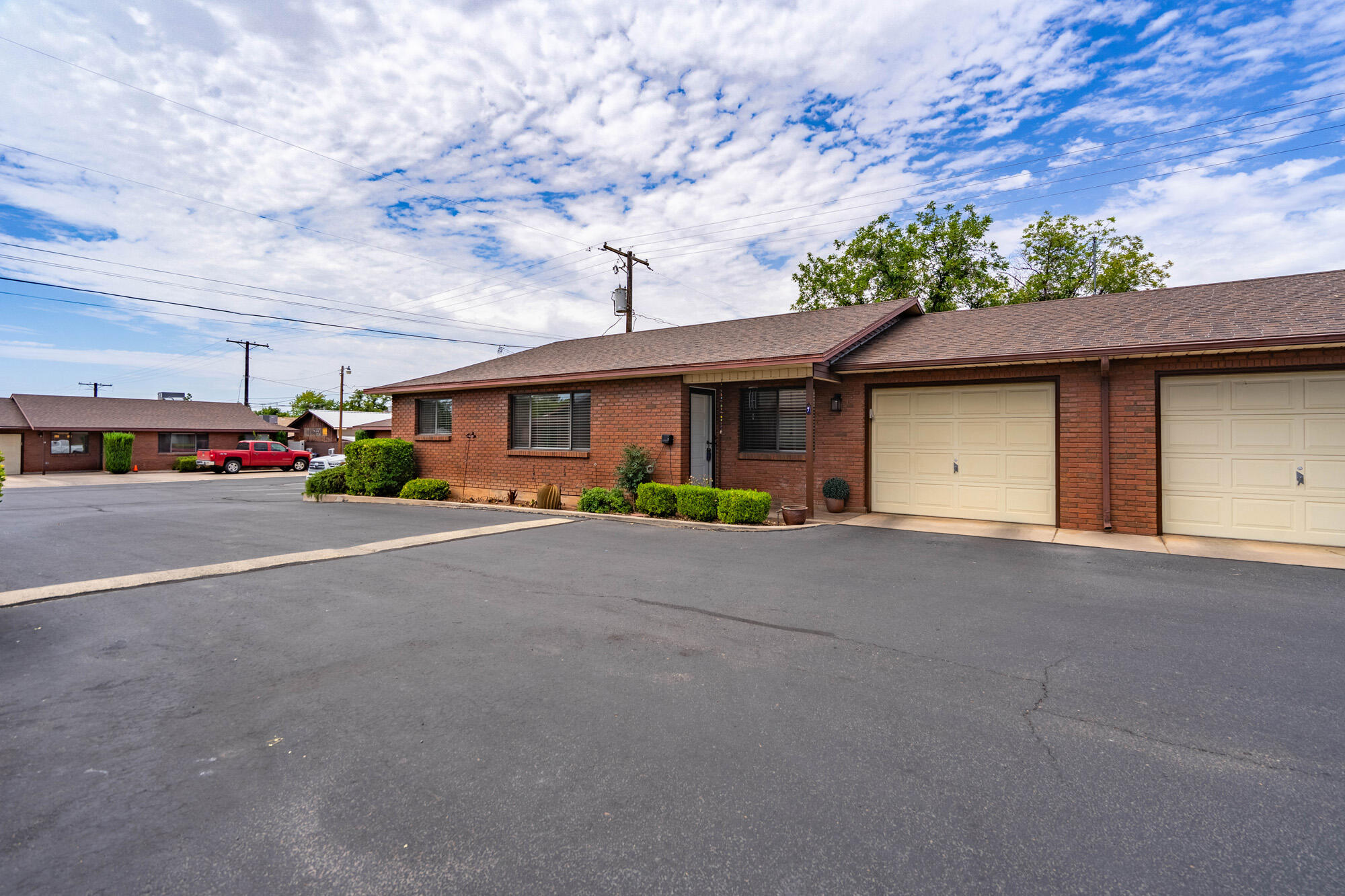 54 E 300 S 7, St George, UT 84790 — photo 1