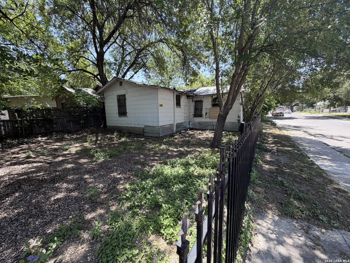 153 Henry, San Antonio, TX 78207 — photo 1