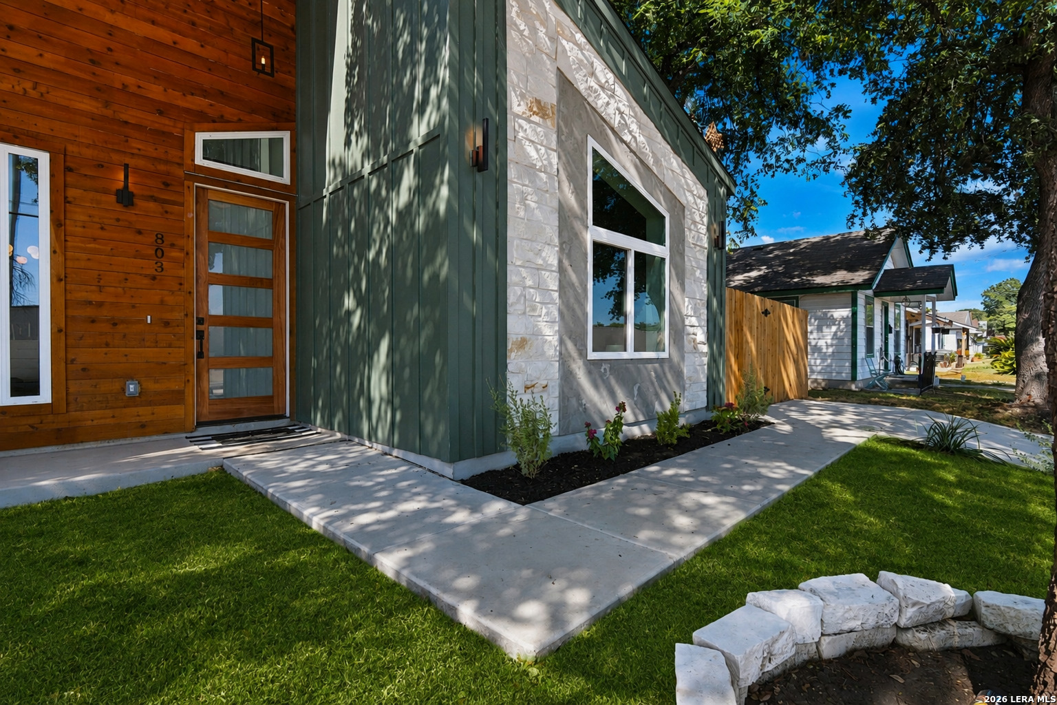 803 MCKINLEY AVE, ,  78210 — photo 1