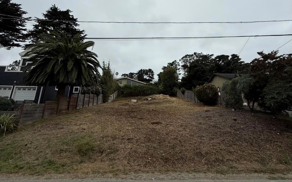 Address withheld, Montara, CA 94037 — photo 1