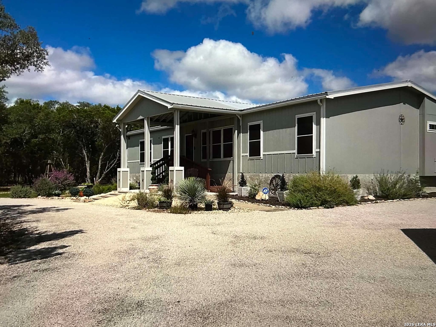 870 Spur Rd, Lakehills, TX 78063 — photo 1