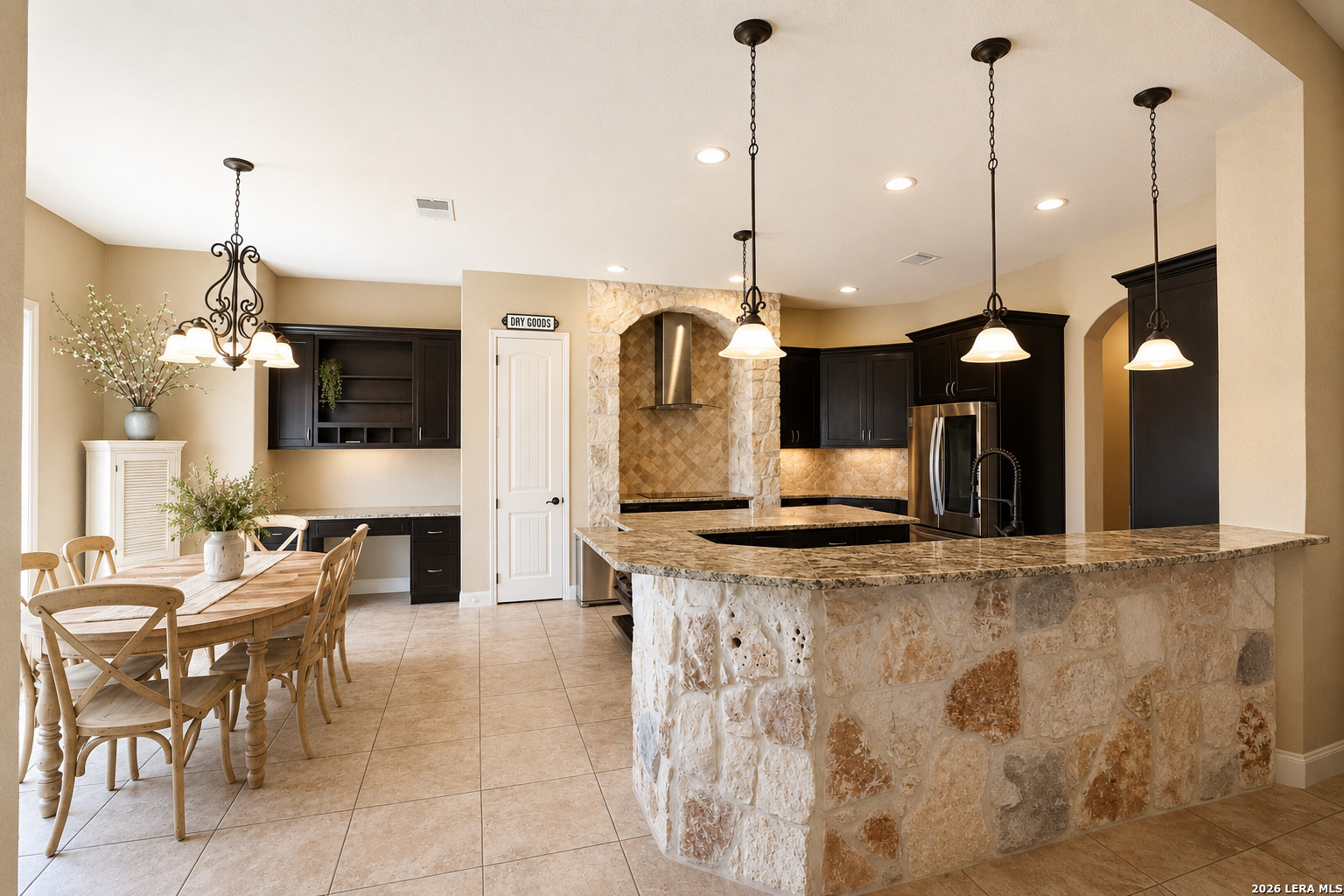 105 Abrego Crossing, ,  78114 — photo 1