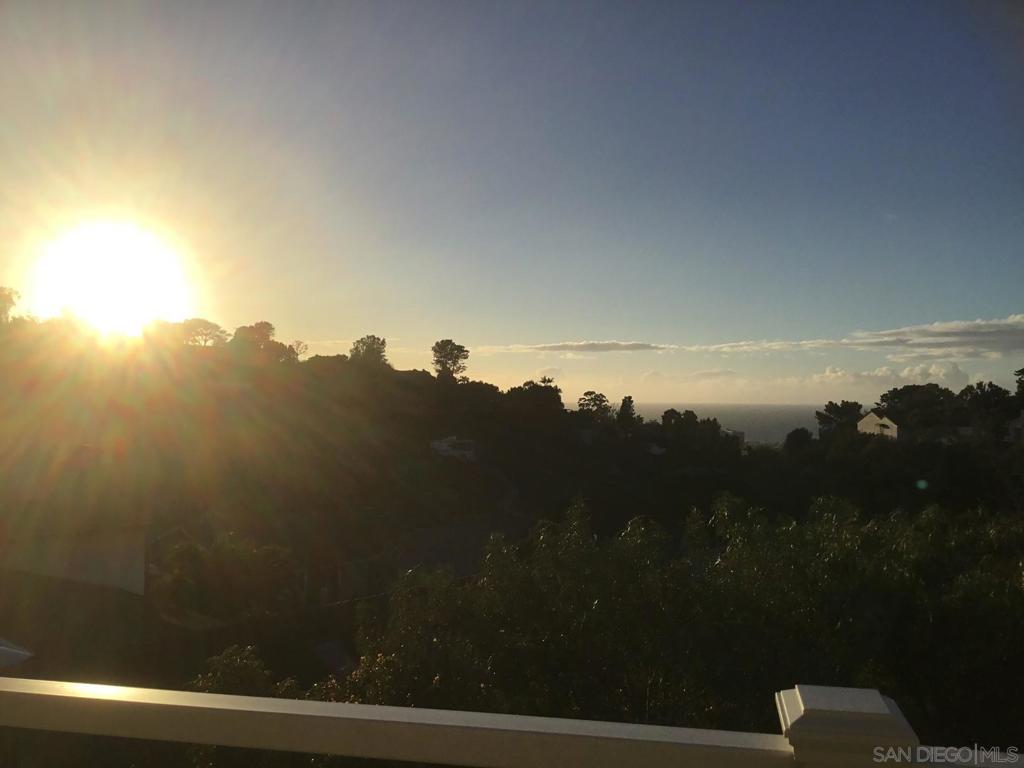 1935 Nautilus St, La Jolla, CA 92037 — photo 1