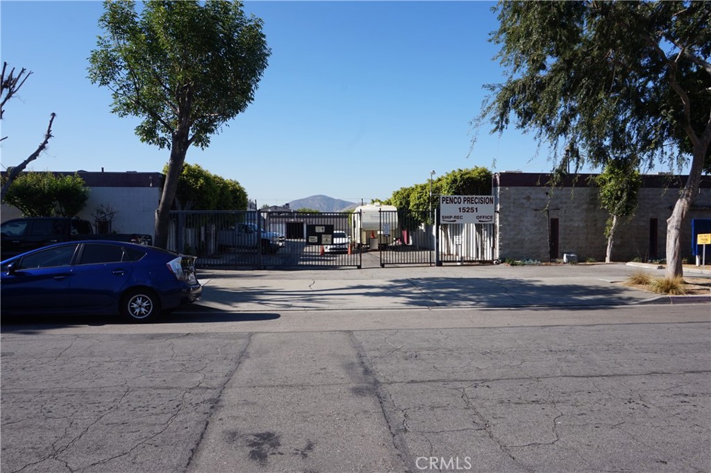 15251 Boyle Avenue, Fontana, CA 92337 — photo 1