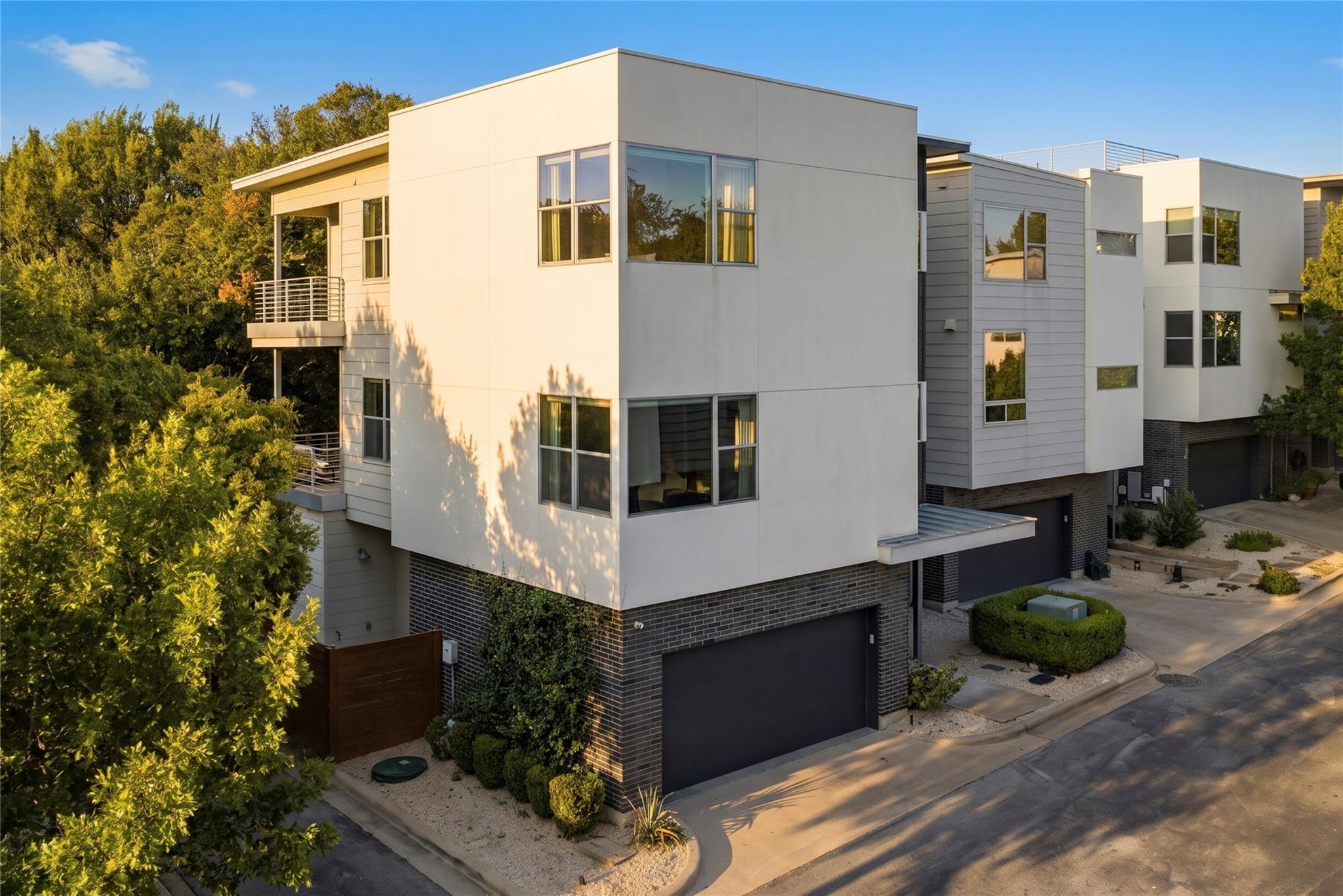 2105  Goodrich Ave  #5, Austin, TX 78704 — photo 1